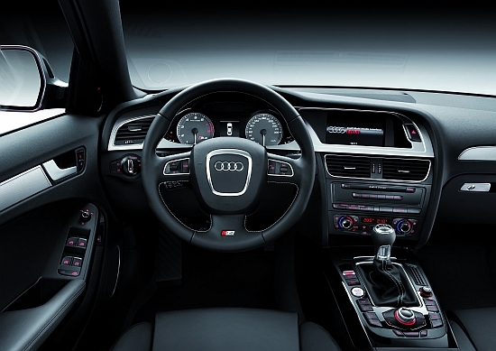 Audi_A4 Sedan_S4