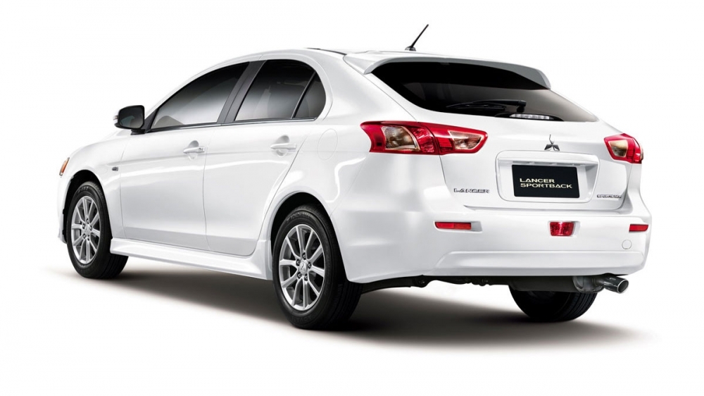 Mitsubishi_Lancer Sportback_1.8炫目版享樂型