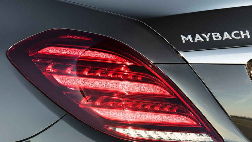 2020 M-Benz S-Class Maybach S560