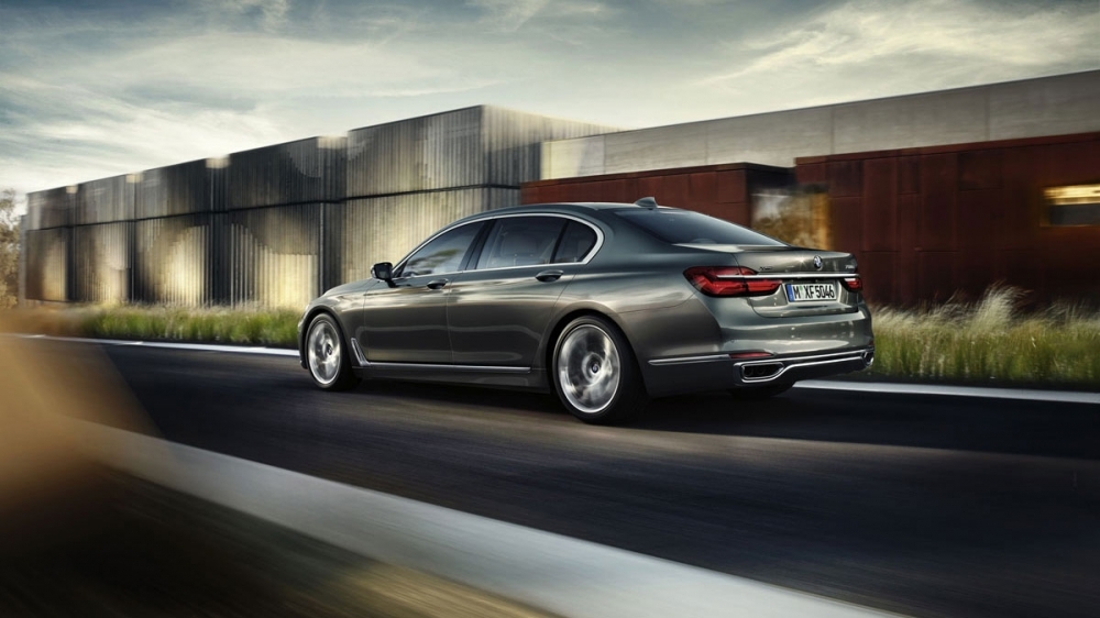 BMW_7-Series_740Li Luxury