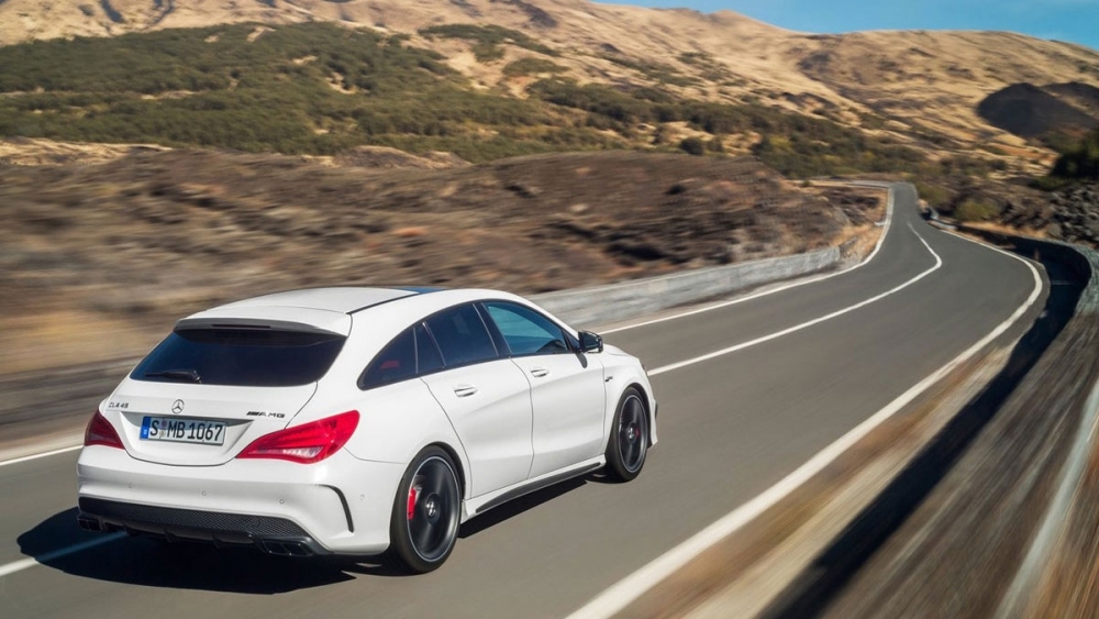 M-Benz_CLA Shooting Brake_AMG CLA45 4MATIC