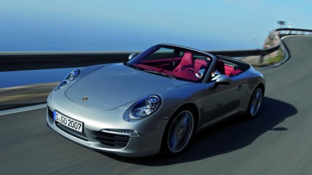 2016 Porsche 911 Carrera Cabriolet