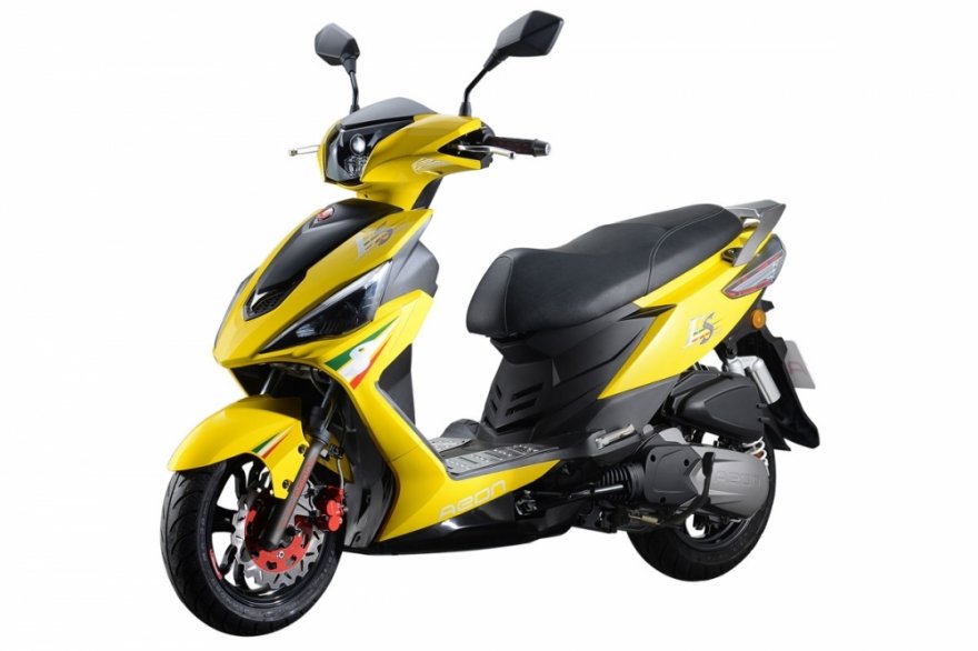 2014 Aeonmotor ES