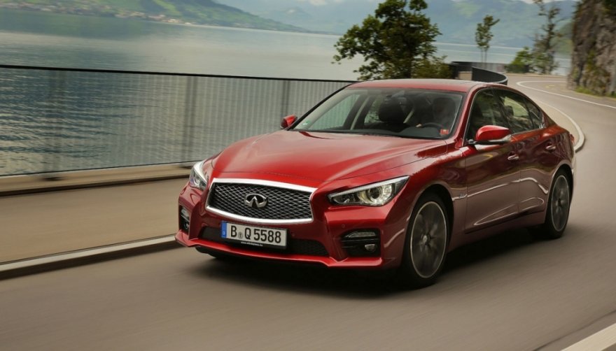 2015 Infiniti Q50