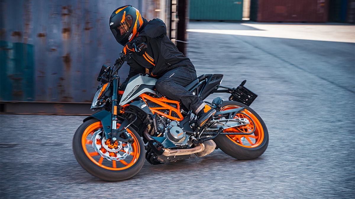 2021 KTM Duke 390 ABS