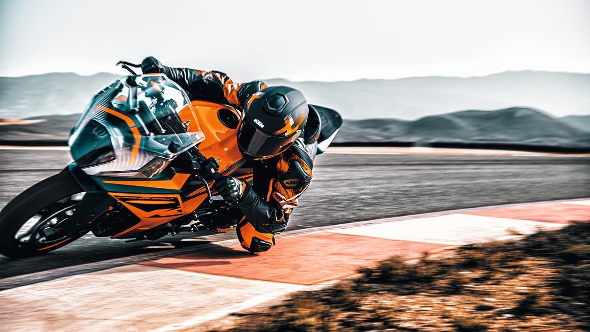 2022 KTM RC 390 ABS