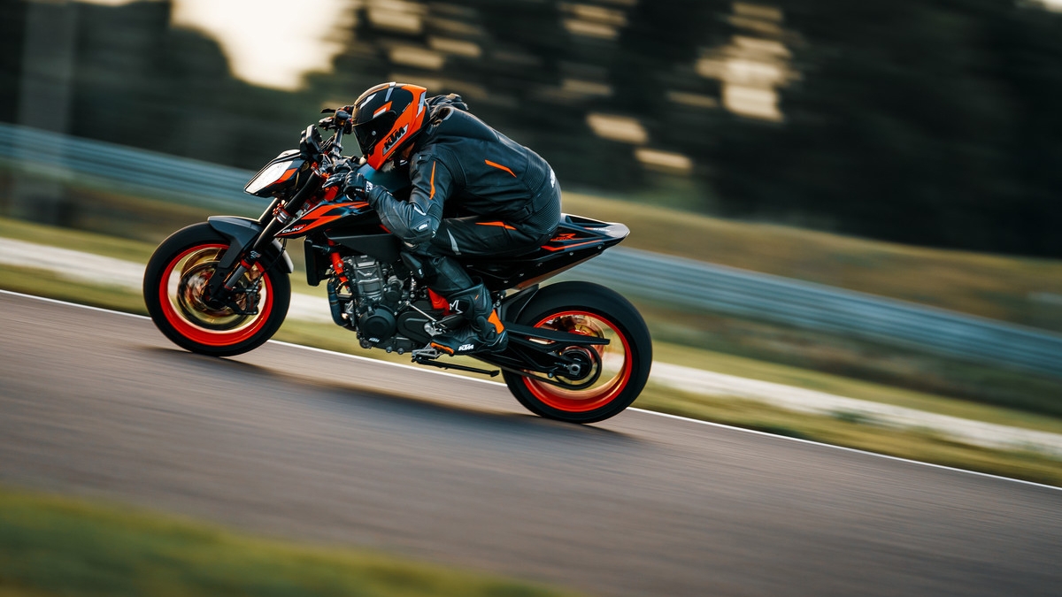 2023 KTM Duke 890 R ABS