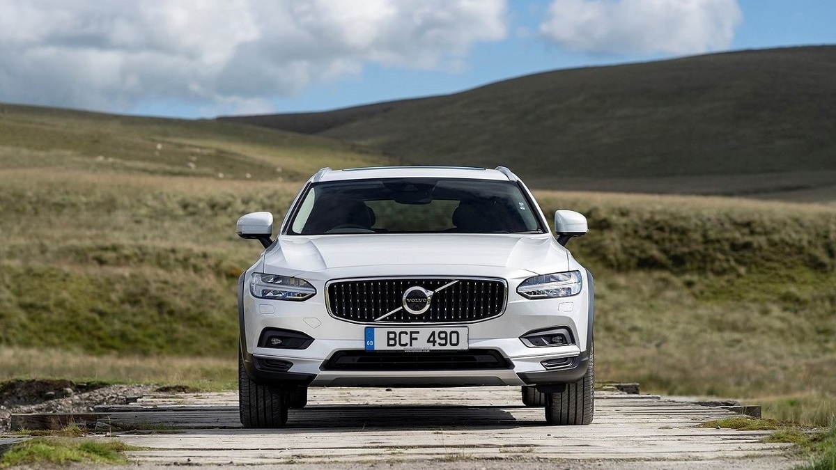 2023 Volvo V90 Cross Country Ultimate B5 AWD