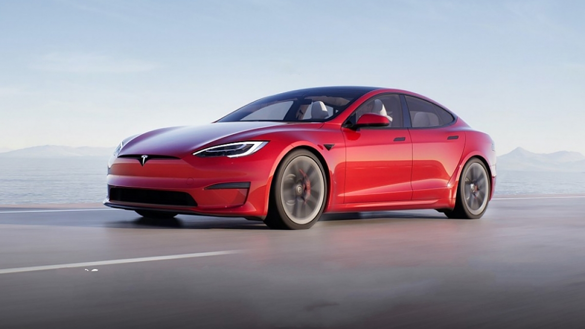 2023 Tesla Model S Plaid