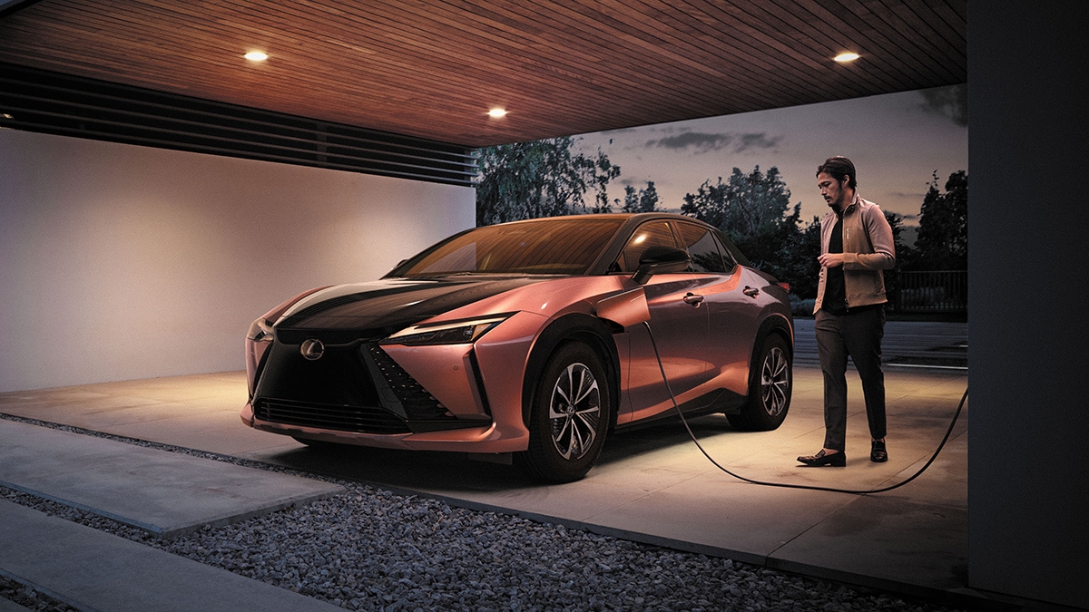 2023 Lexus RZ 450e