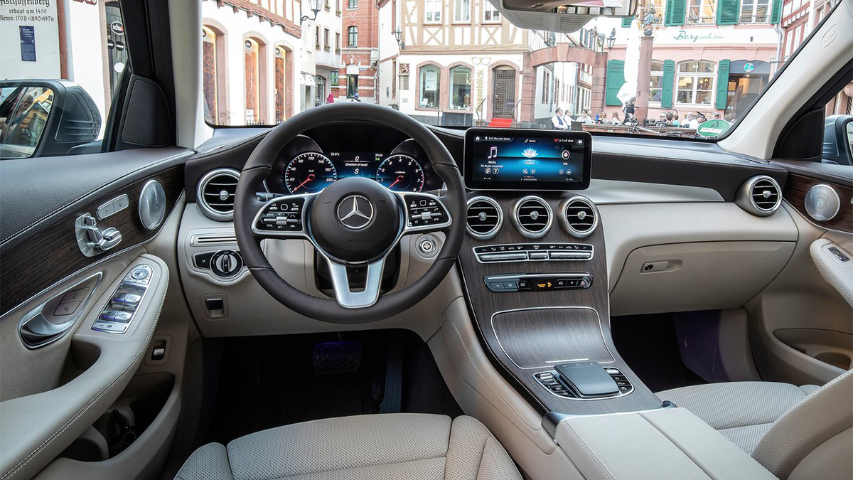 2020 M-Benz GLC GLC200