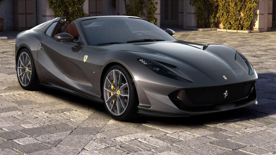 2020 Ferrari 812 GTS