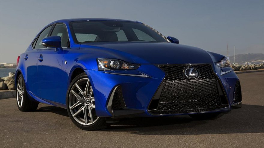 2019 Lexus IS