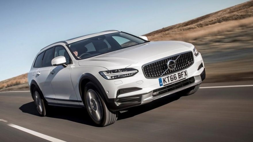 2020 Volvo V90 Cross Country