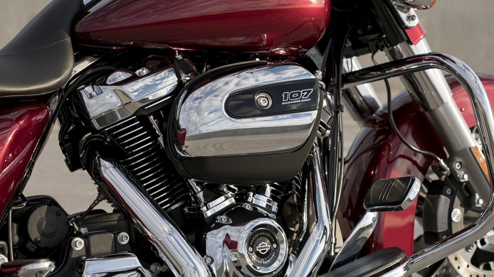 Harley-Davidson_Touring_Street Glide Special