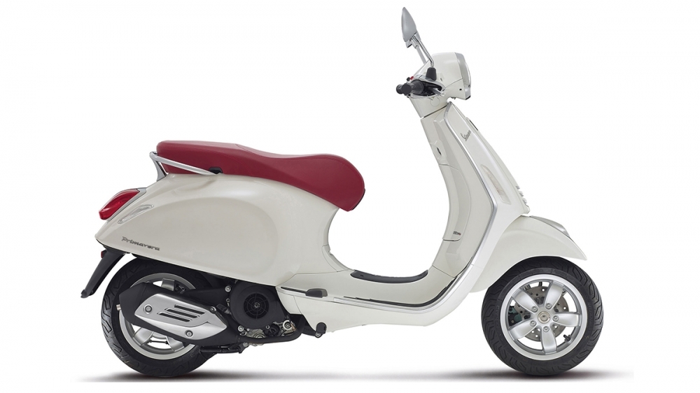 Vespa_Primavera_150 ie