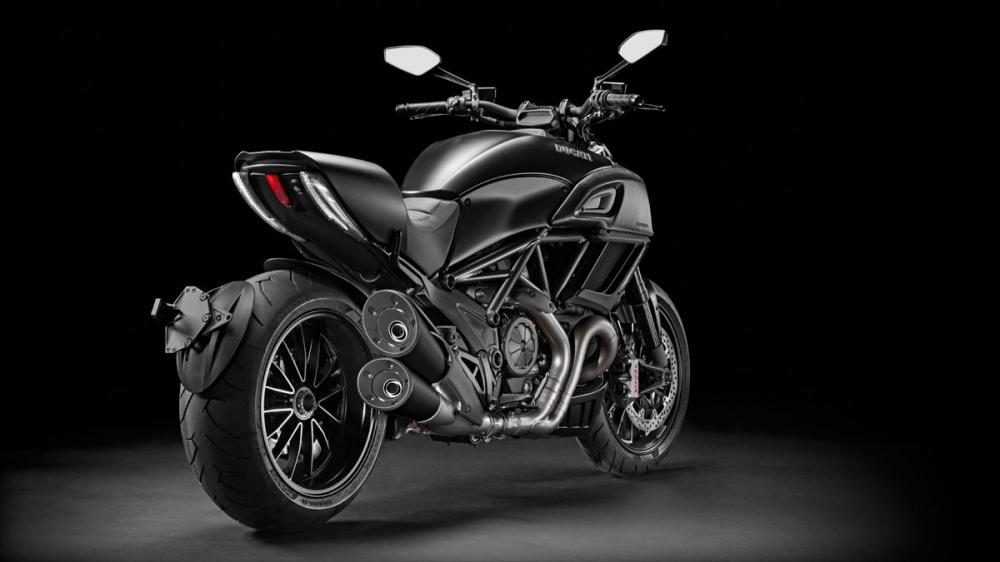 Ducati_Diavel_標準版