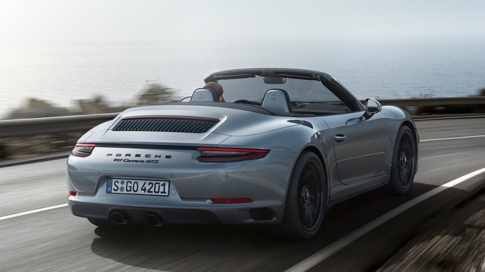 2019 Porsche 911 Carrera GTS Cabriolet