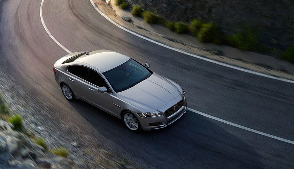 Jaguar_XF_R-Sport 20d