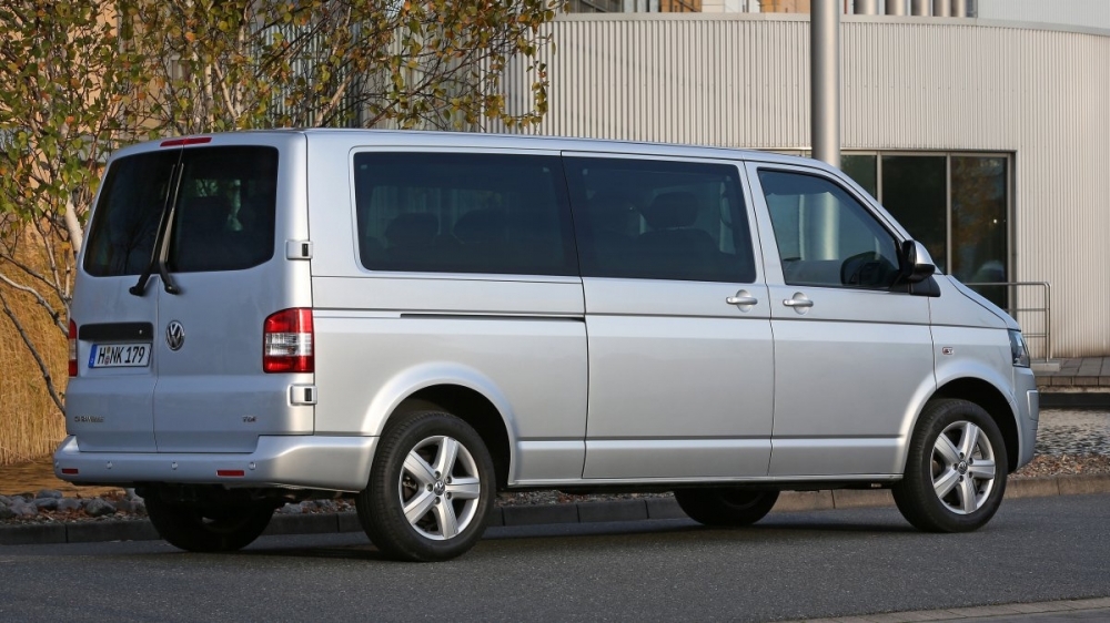 Volkswagen_Caravelle_2.0 TDI LWB M6