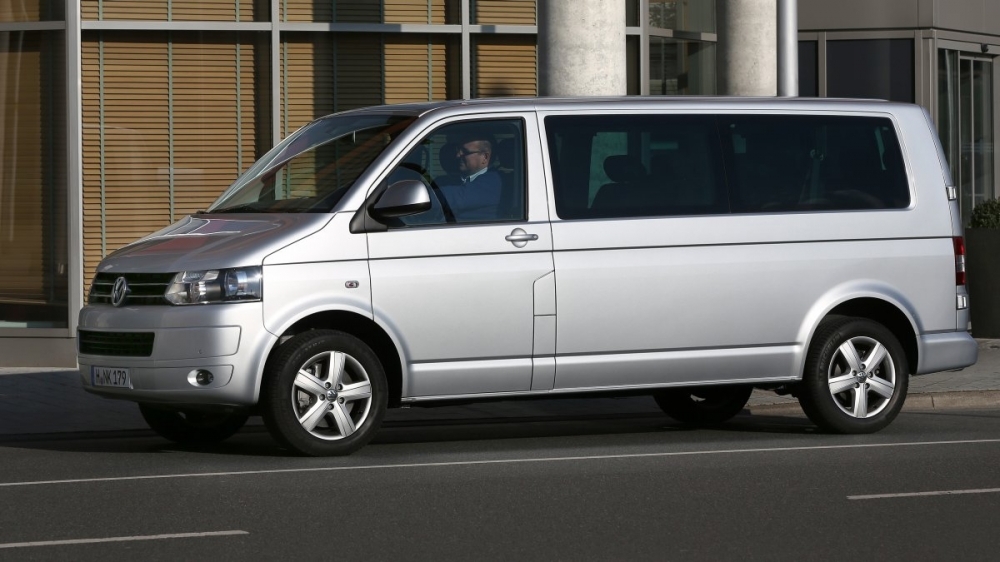 Volkswagen_Caravelle_2.0 TDI SWB榮耀版