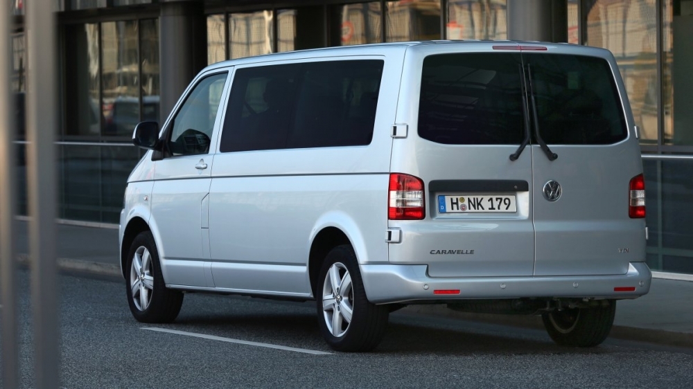 Volkswagen_Caravelle_2.0 TDI LWB M6