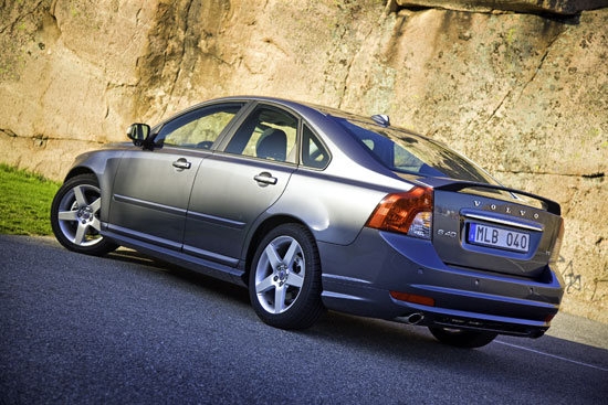 Volvo_S40_T5 R-Design