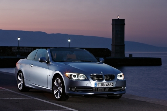 BMW_3-Series Convertible_320i