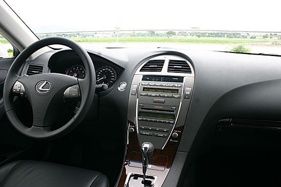 Lexus_ES_240菁英版