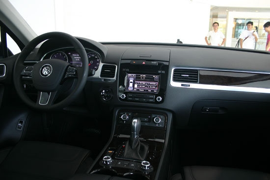 Volkswagen_Touareg_3.0 TDI BlueMotion