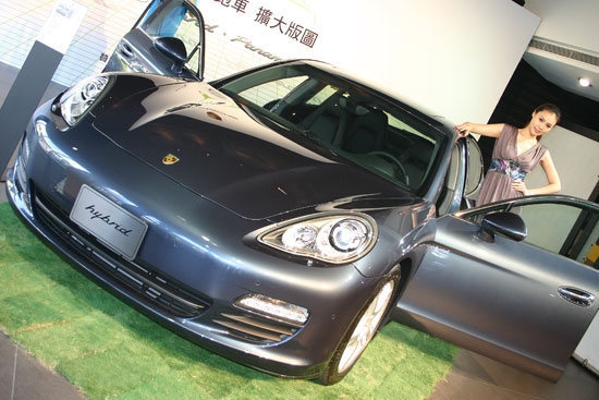 Porsche_Panamera_S Hybrid