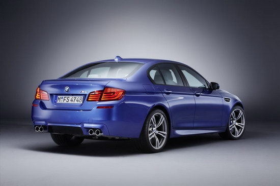 BMW_5-Series Sedan_M5