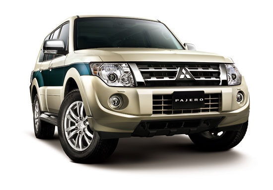 Mitsubishi_Pajero_3.8