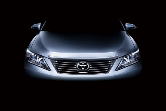 Toyota_Camry_2.0 E