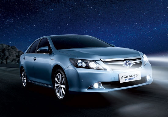 Toyota_Camry_Hybrid-V