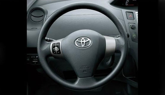 Toyota_Yaris_1.5 G Leather