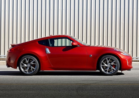 Nissan_370Z Coupe_3.7