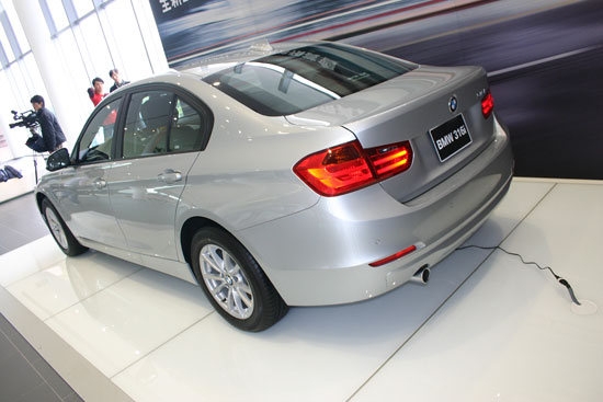 BMW_3-Series Sedan_316i