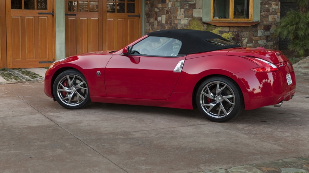 Nissan_370Z Roadster_3.7