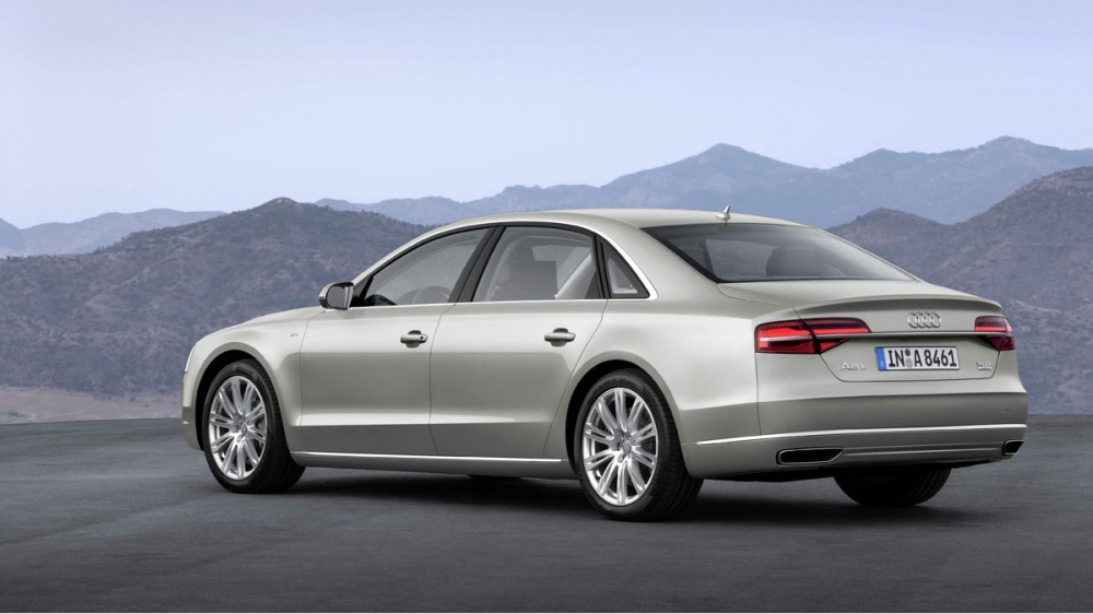 Audi_A8_L W12