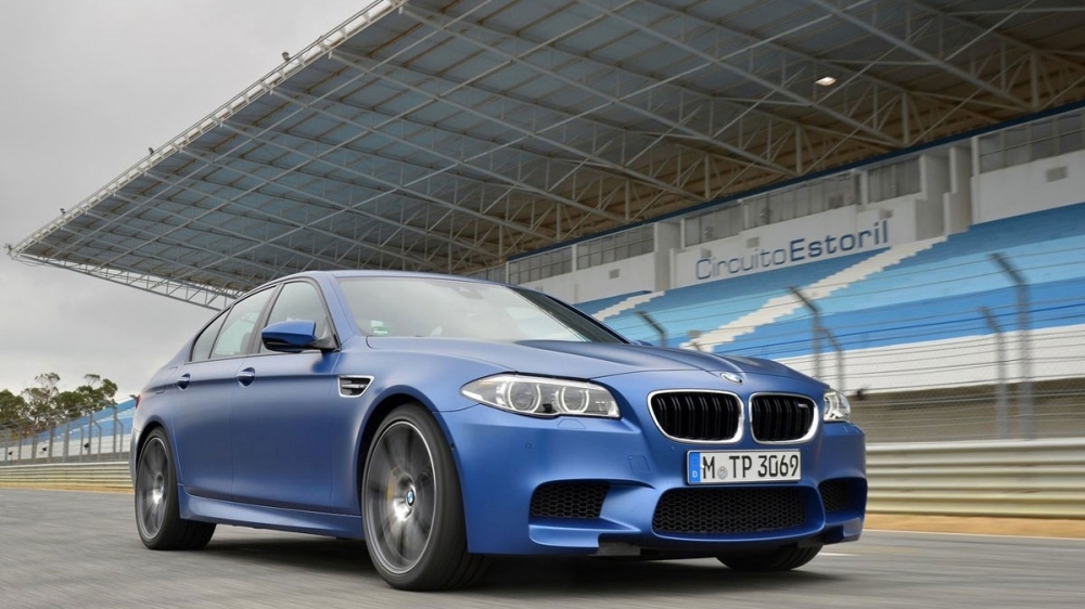 BMW_5-Series Sedan_M5