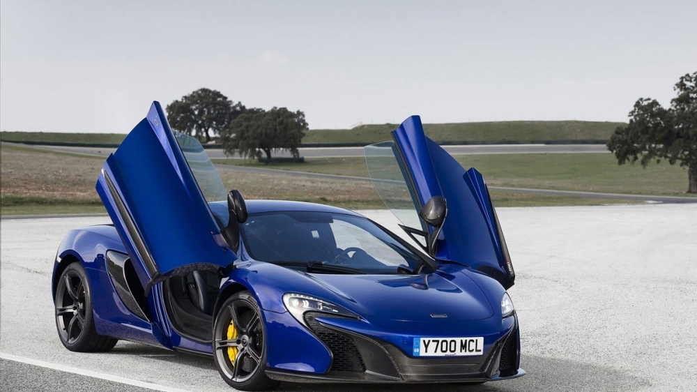 McLaren_650 S_V8