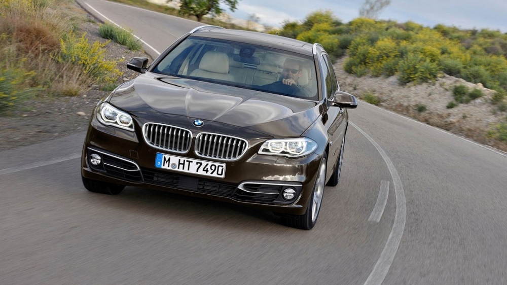 BMW_5-Series Touring_520d