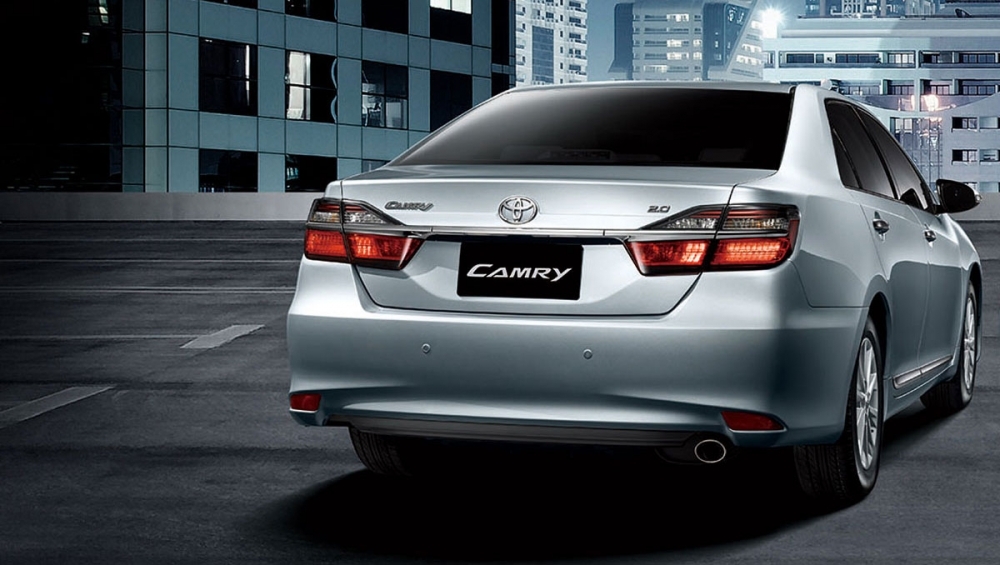 Toyota_Camry_2.0豪華