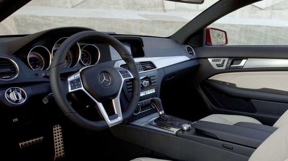 M-Benz_C-Class Coupe_C250 BlueEFFICIENCY