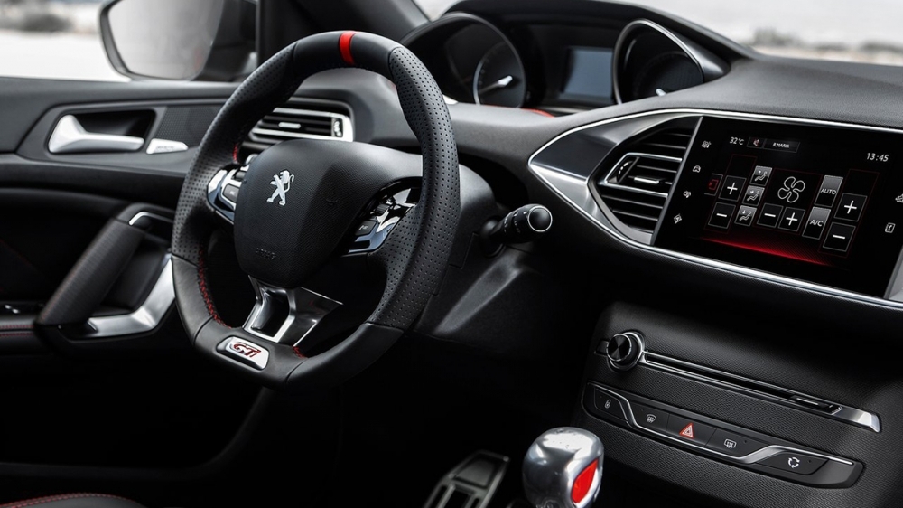 Peugeot_308_GTi by Peugeot Sport全景玻璃頂版