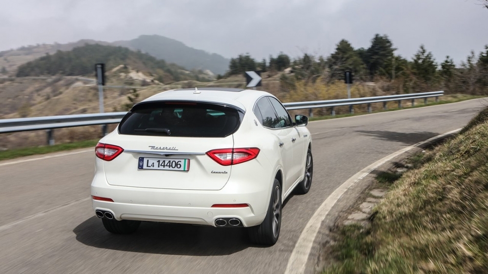 Maserati_Levante_S