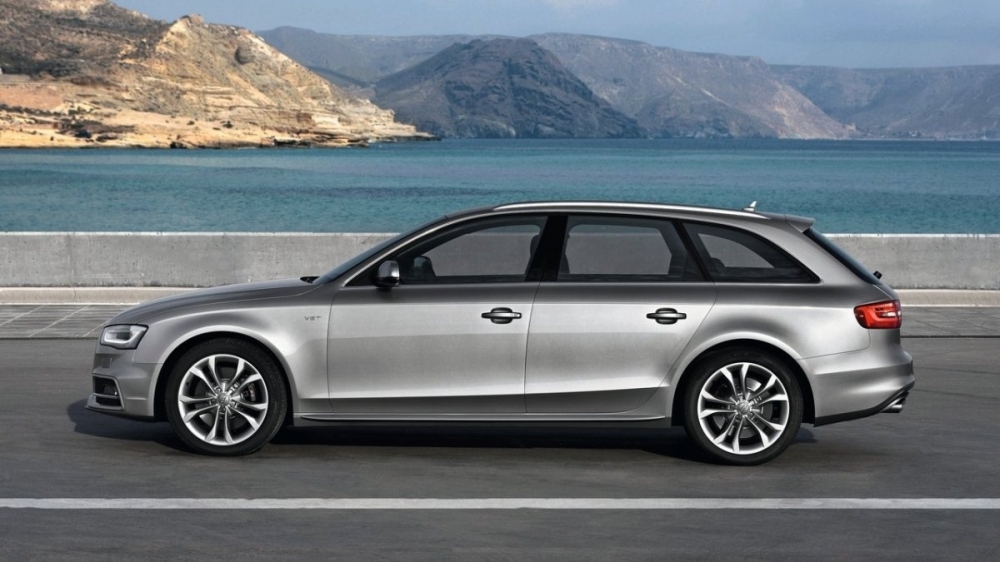 Audi_A4 Avant_S4