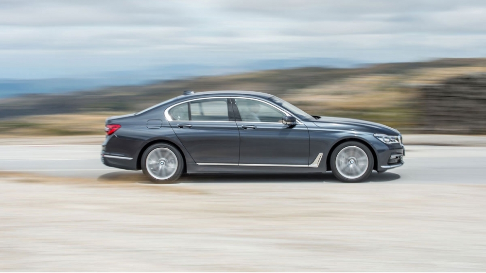 2019 BMW 7-Series 730i Luxury