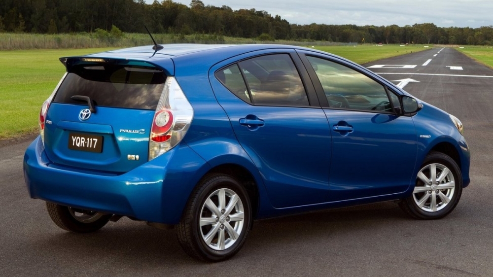 Toyota_Prius c_1.5